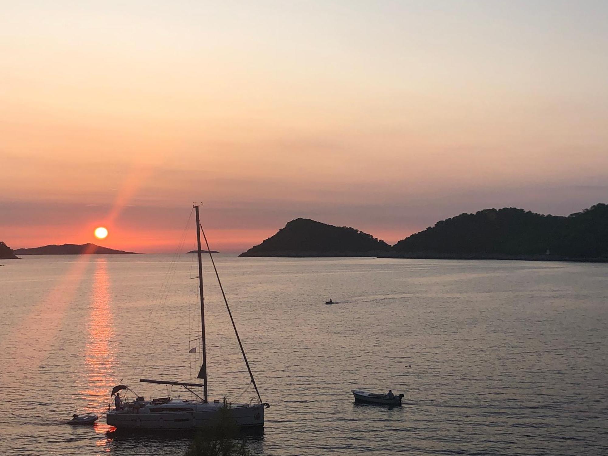 Villa Iva Lastovo Uble Luaran gambar